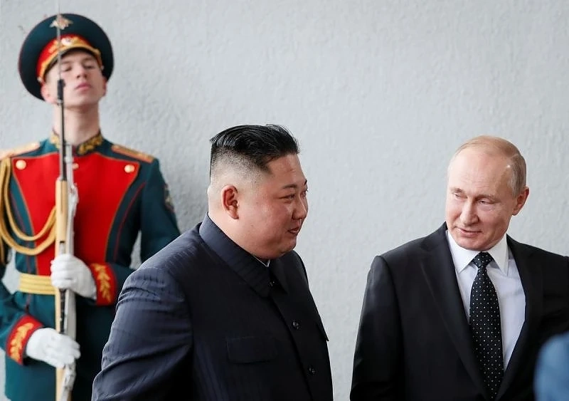Приключи срещата между Владимир Путин и Ким Чен-ун