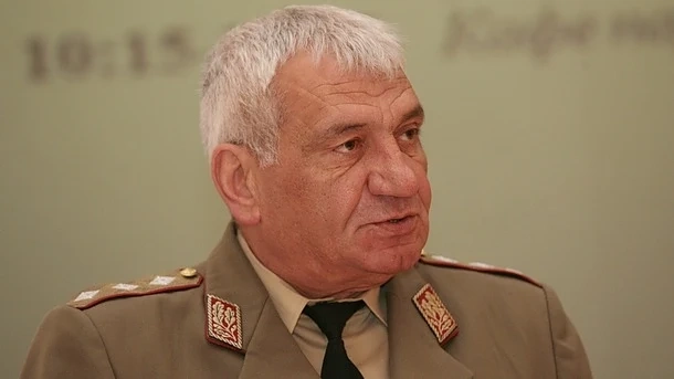 Ген. Андрей Боцев се надява до 4 години българският войник да е оборудван като натовския 