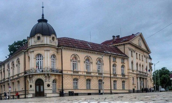 Кабинетът одобри 3,3 млн. лева за допълнителни стипендии на докторантите