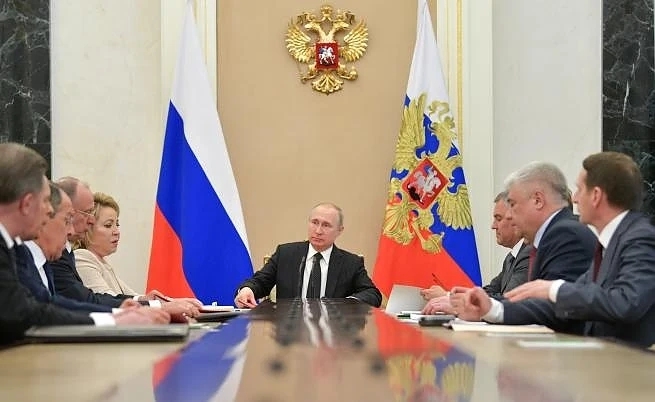 Дейли Телеграф: Брюксел, внимавай: Путин планира да завладее ЕС