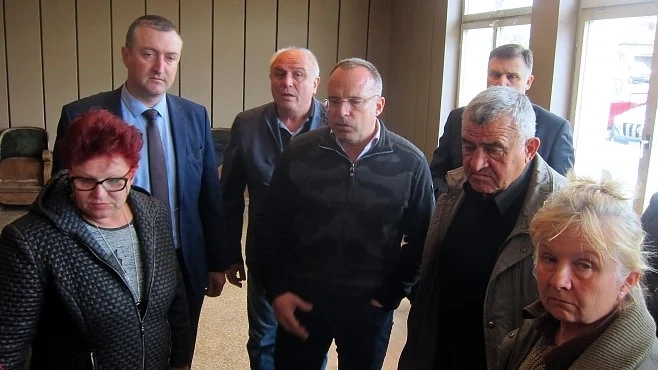Пострадалите от градушките фермери от Българене ще бъдат обезщетени