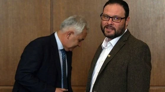 \'Атака\' иска социолозите да обявяват публично доходите и имуществото си
