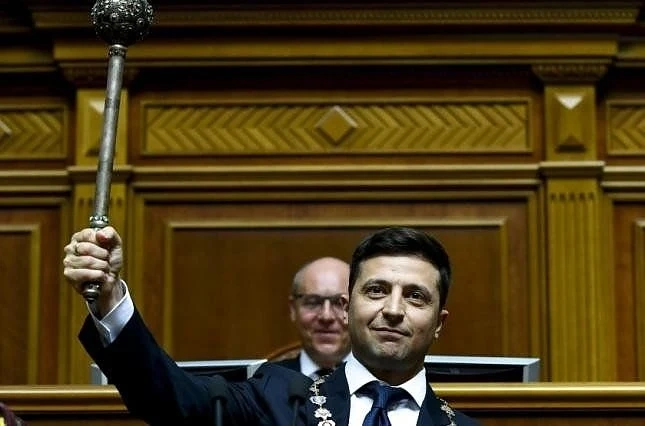 Зеленски положи днес клетва и пое официално поста