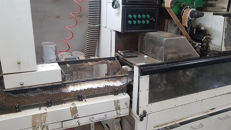 Разбиха международна група за незаконно производство на цигари, шефът й е българин