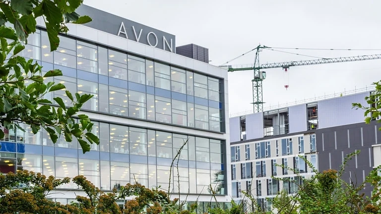 Avon става притежание на Natura срещу $2 милиарда