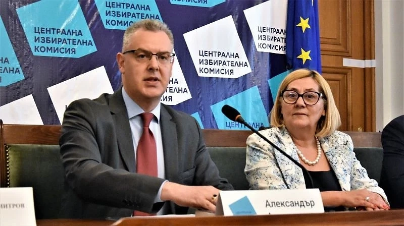 74.92% преброени: ГЕРБ е пред БСП с 6% 