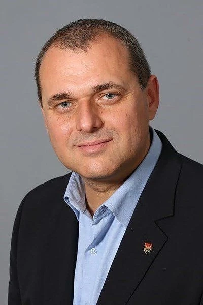 5 лв. субсидия за партиите предлага ВМРО 