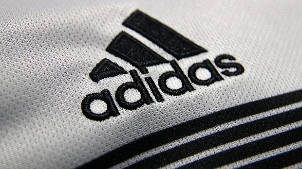 Трилентовата търговска марка на Adidas беше обявена за невалидна от Съда на ЕС