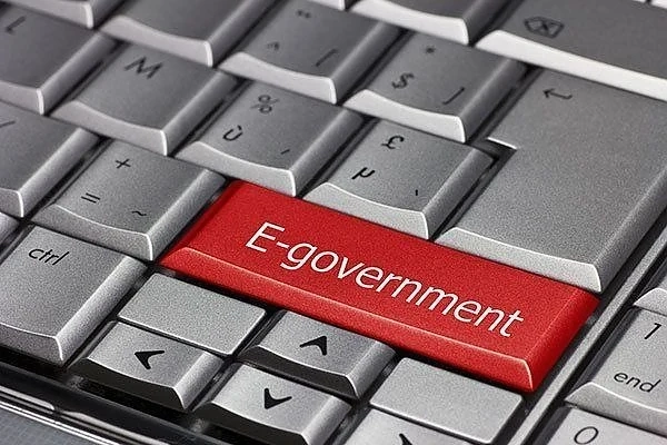 Какво видяха тайните клиенти по гишетата: разкарват за ненужни документи, 6 часа в КАТ за книжка 