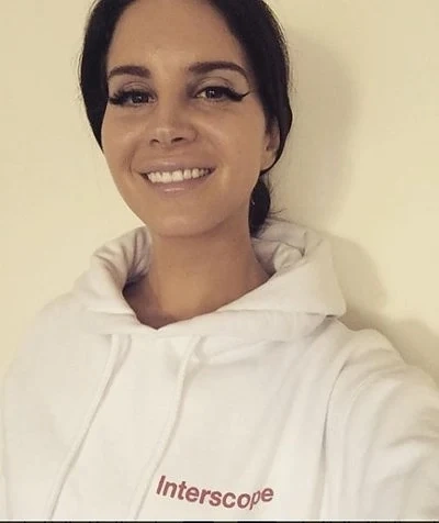 Лана дел Рей празнува рождения си ден днес