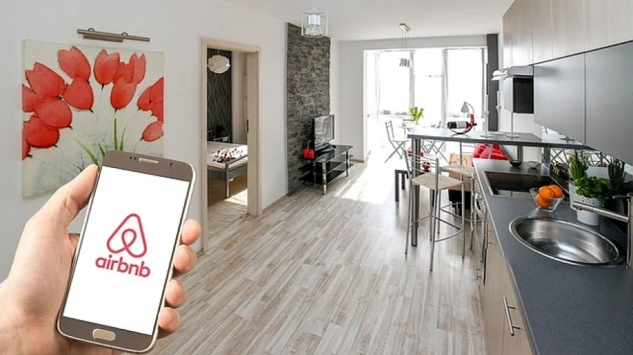 10 европейска града искат помощ от ЕС срещу монопола на Airbnb