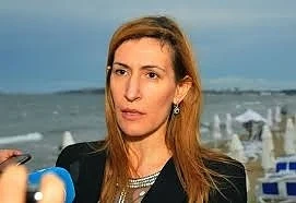 Ангелкова започна проверка на менте екскурзоводите по морето