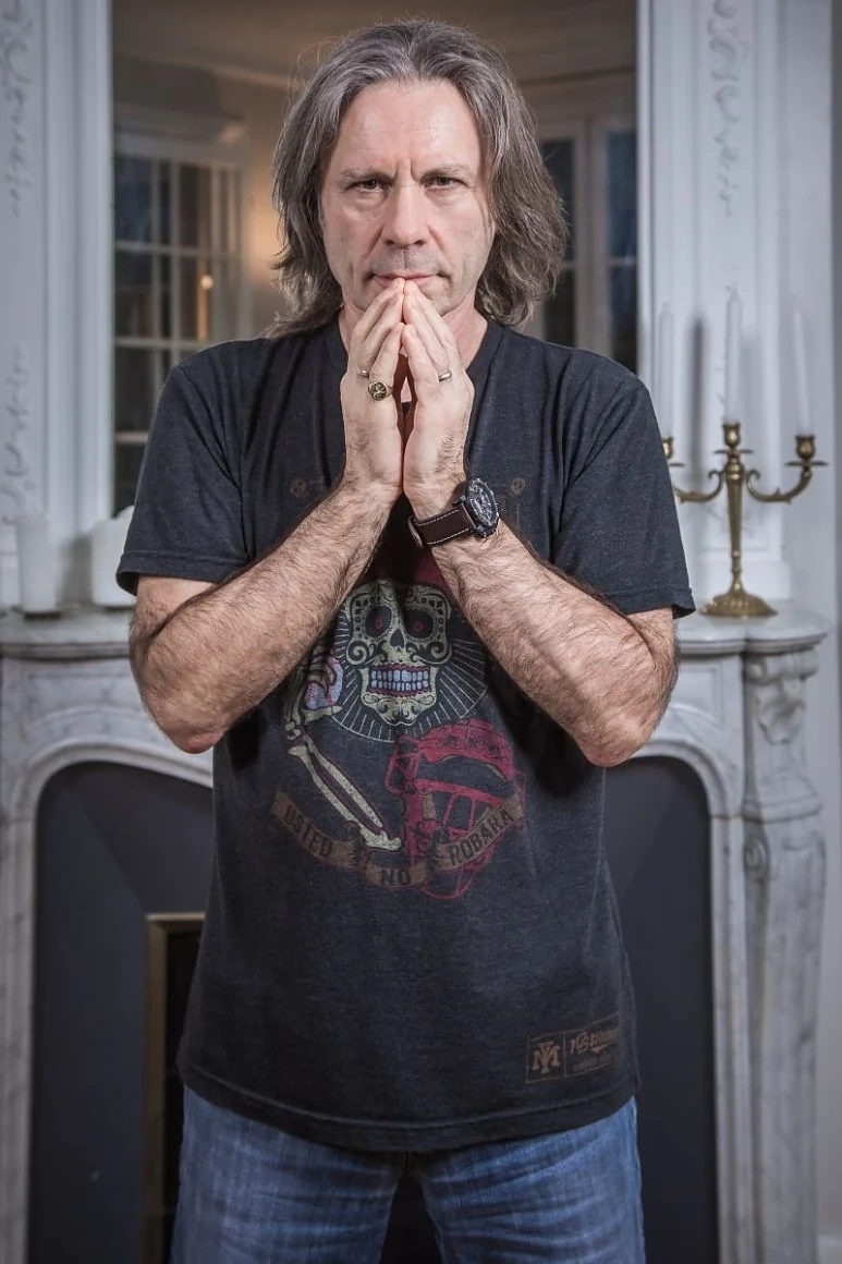 Брус Дикинсън, вокалистът на Iron Maiden, идва в България за специална вечер-разговор с публиката