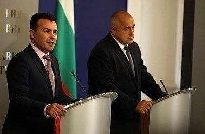 Премиерът в нов скандал: Заев му се обидил, защото говорил за \'северномакедонци\'