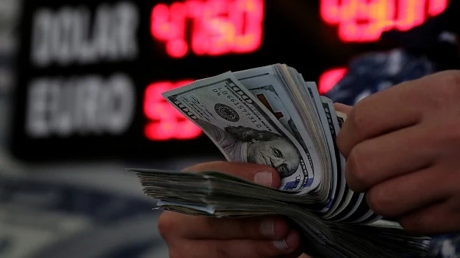Глобалният дълг расте и през 2019 г., изпреварвайки икономиката