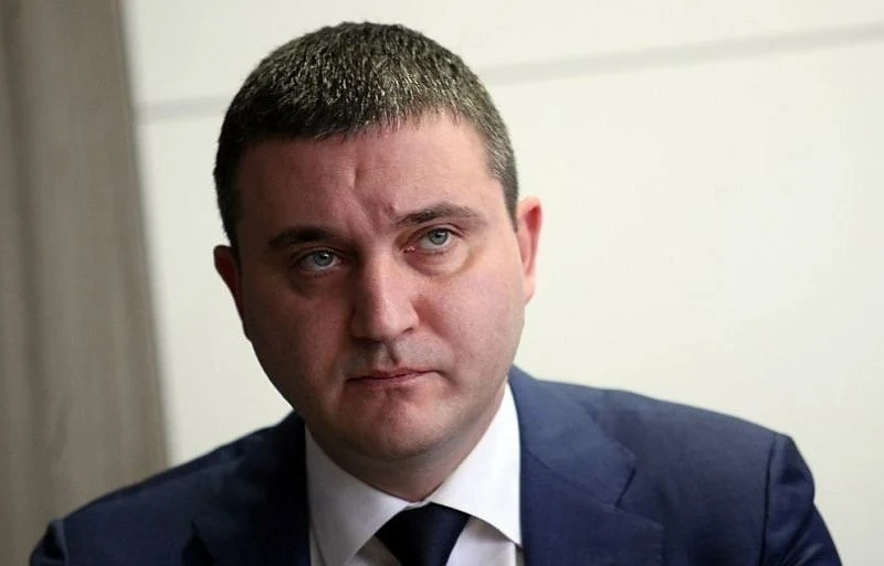Горанов се извини за хакерската атака срещу НАП, но твърди, че данните ни са защитени