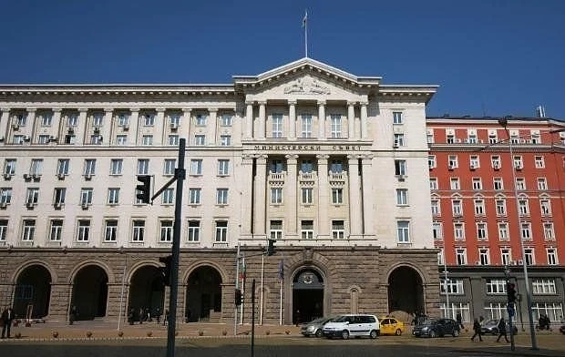 Кабинетът отпусна 125 млн. за хората с увреждания, 5 млн. на БАН и 12 млн. на МВР