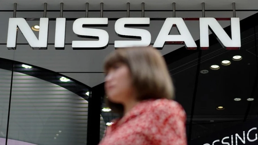  Nissan ще съкрати 12 500 работни места