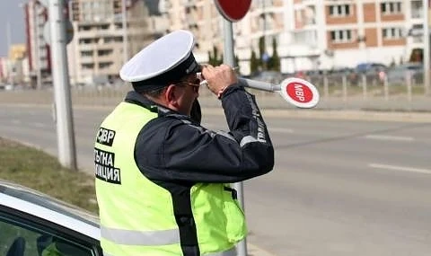 КАТ: Близо полувината нарушения са за превишена скорост