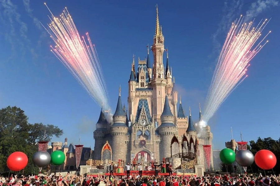 Disney счупиха световния рекорд за годишни приходи за всички времена