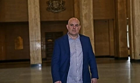 Искат от президента алтернатива на Иван Гешев