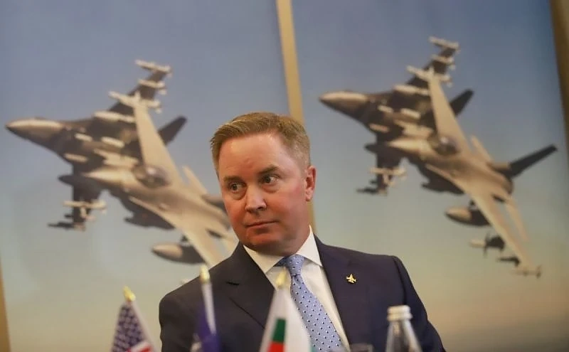 Джим Робинсън: В България ще летят най-напредналите модели на F-16