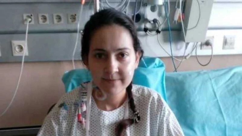 28-годишната Илияна претърпя успешна трансплантация на бял дроб във Виена