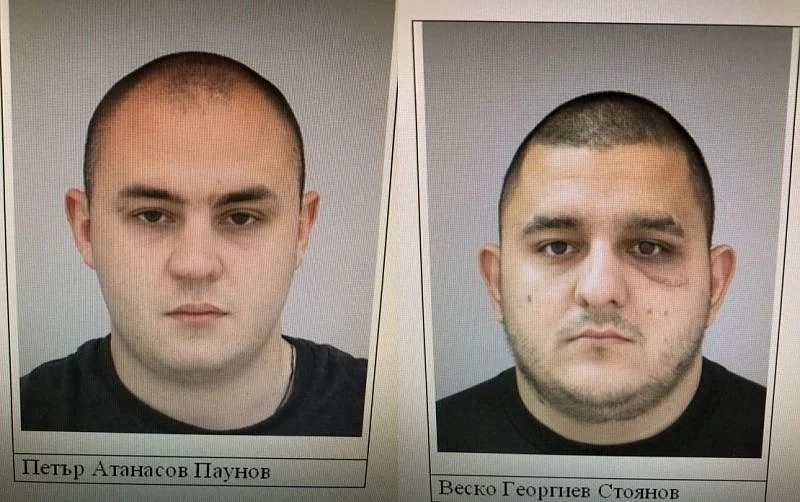 Полицията издирва двама мъже за погрома в заведението в София