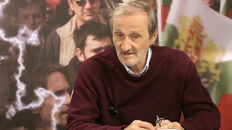 Доц. Валентин Вацев: Какво са произвели производителите за 28 милиарда, че да го изнесат!?