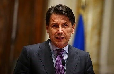Премиерът на Италия подаде оставка