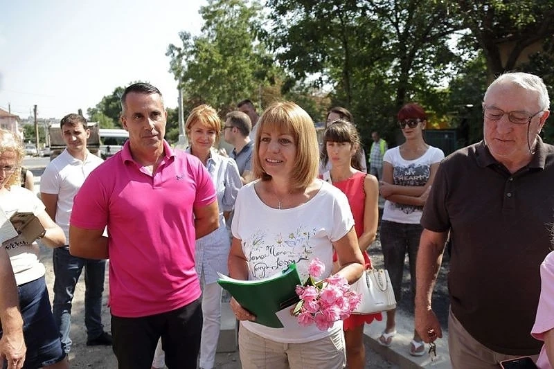 Фандъкова в Люлин: За 10 г. изградихме над 200 км канализация и водопровод