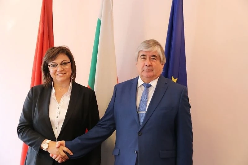 Нинова и посланика на Русия се срещнаха на Позитано