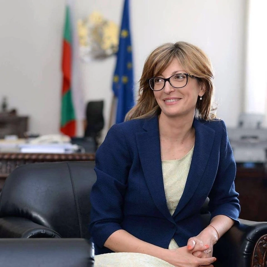 Що за дипломат е Екатерина Захариева?