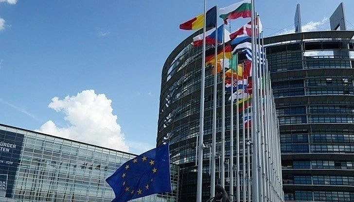 ЕК започва наказателни процедури срещу България и още няколко страни
