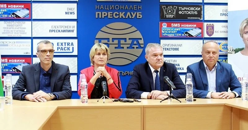 АБВ застана зад Весела Лечева във Велико Търново