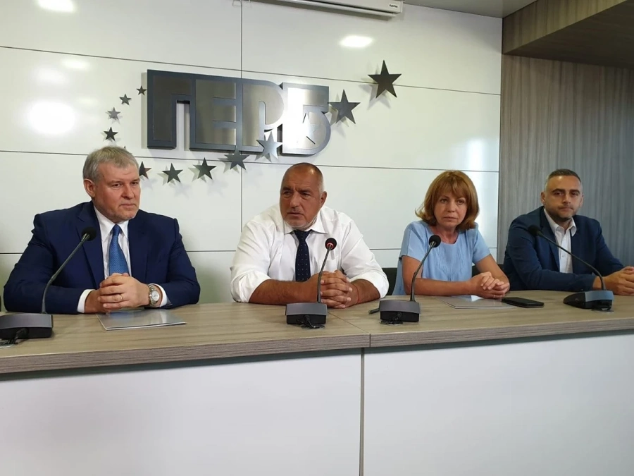 СДС призоваха подкрепилите Игнатов да гласуват за Фандъкова