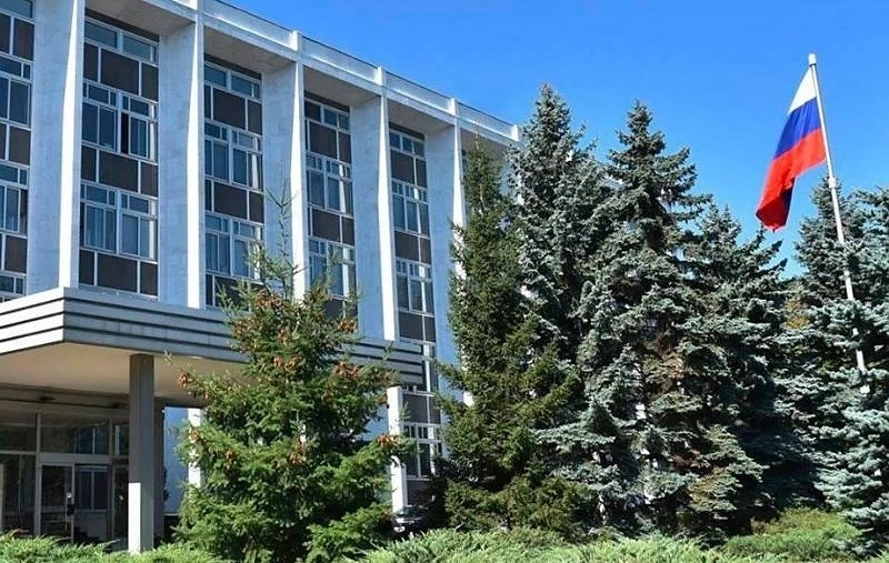 72 часа руското посолство се бави и не връща в Москва дипломата, разследван за шпионаж