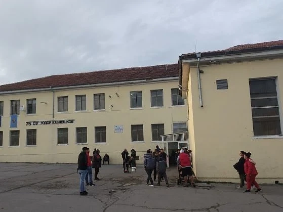 Фандъкова срещу Манолова в ромските секции - 5 към 1