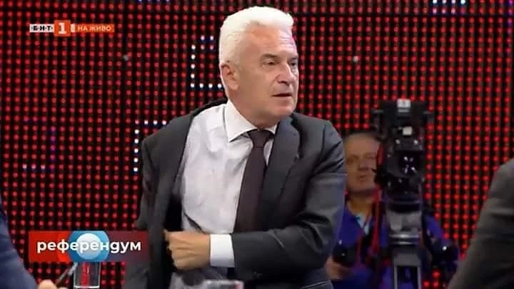 Волен Сидеров се сдоби с глоба от 2000 лева от ЦИК за поведението му в \