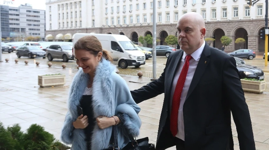 Гешев: Прокуратурата да е по-активна