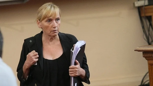 Елена Йончева: Истината излиза рано или късно