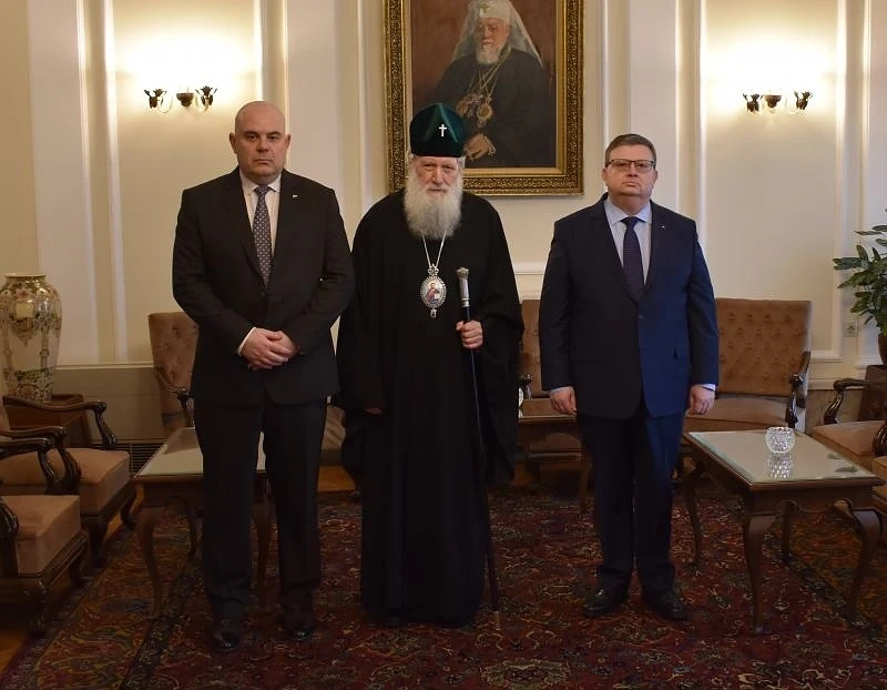 Негово Светейшество Неофит прие Цацаров и Гешев