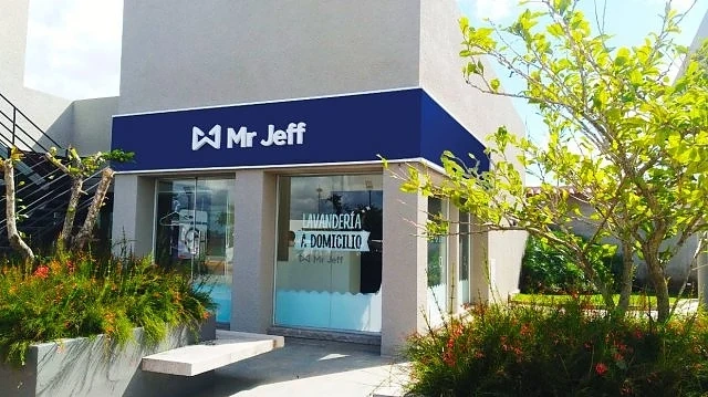 Испанската Jeff навлиза в България