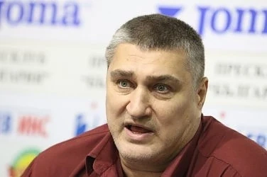 Любо Ганев поема контрол върху волейболаната федерация