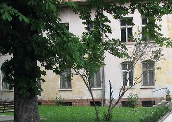 Възстановява се дейността на белодробната болница в София