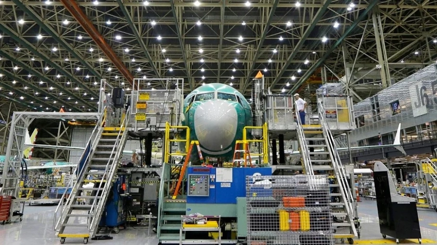 Разходите за спрения Boeing 737 MAX ще надхвърлят $18 млрд.