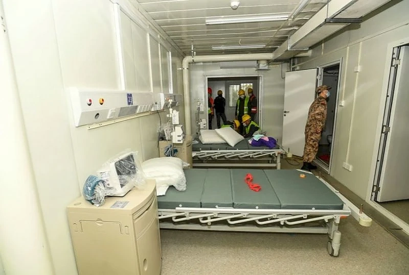 Новата болница в Ухан вече приема пациенти