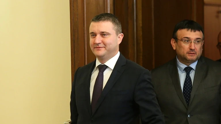 Борисов спира наредба Н-18, чака пълен консенсус 