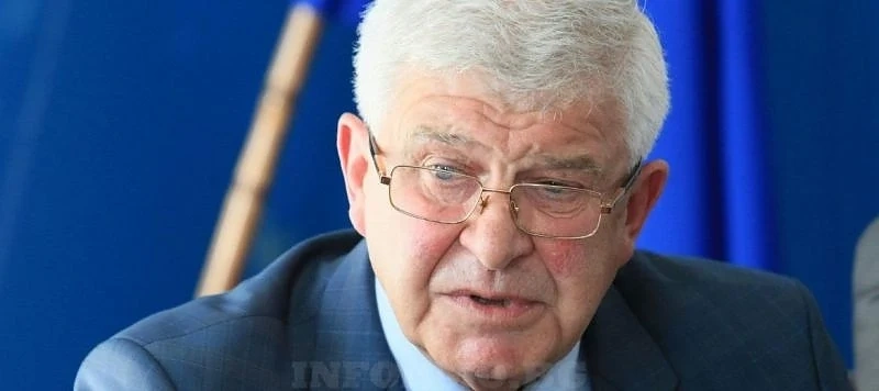 Починалият в Банско китаец не е бил заразен с коронавирус. Преди смъртта си прекарал часове в сауната на хотела
