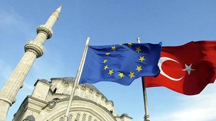 Турция заплаши да пусне милиони сирийски бежанци към България и Гърция